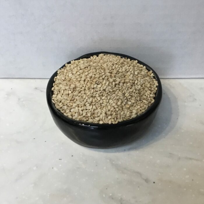 Brown sesame seeds are derived from the Sesamum indicum plant and are prized for their nutty flavor, crunchy texture, and rich nutritional profile.