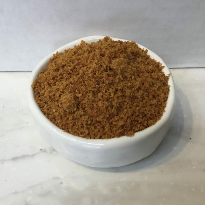 Mace has a unique flavor and aroma, often described as a combination of warm, sweet, and slightly spicy with hints of cinnamon and pepper.