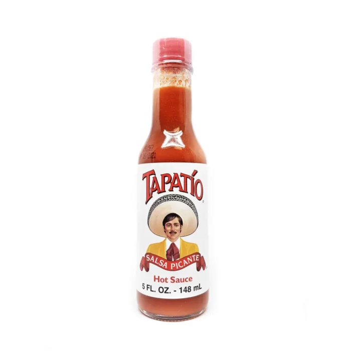 Tapatío Hot Sauce is a classic staple known for its bold, balanced blend of heat and flavour. Perfect for spicing up tacos, burritos, marinades, and more.