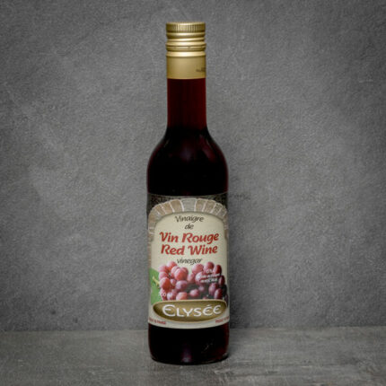 Classic red wine vinegar with bold, tangy flavor—ideal for vinaigrettes, marinades, and French or Mediterranean cooking.