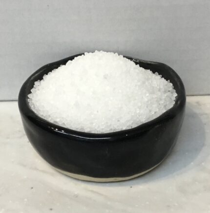 White Sanding Sugar adds sparkle and crunchy sweetness to cookies, cupcakes, candies, pastries, cocktails, and elegant desserts year-round.