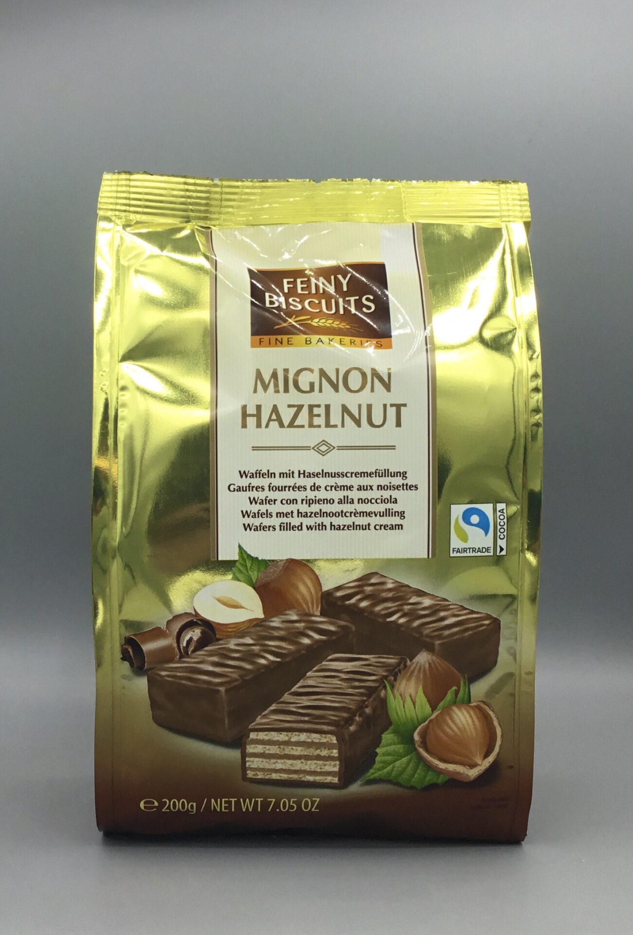 Mignon Hazelnut Mignon Hazelnut Wafers combine crispy wafer layers with creamy hazelnut filling for coffee breaks, desserts and snacking.