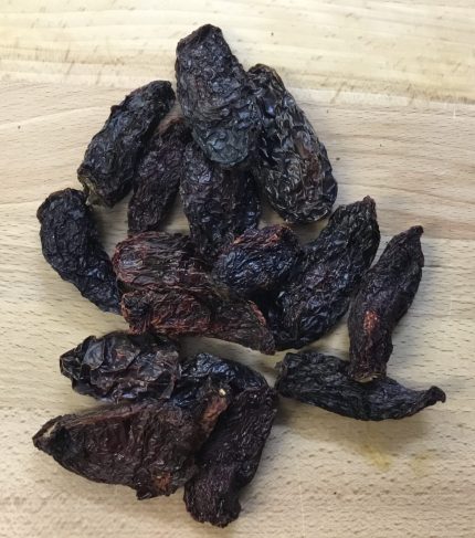 Morita Chili Peppers bring smoky heat to sauces, dips, marinades, vegetarian dishes, and cocktails—perfect for bold, flavorful cooking and infusions.