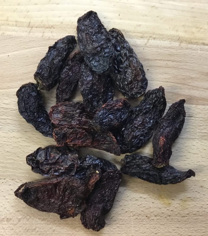 Morita chili peppers originate from Mexico and are a variety of chipotle peppers. Made from ripe, red jalapeño peppers that are smoked over wood fires.